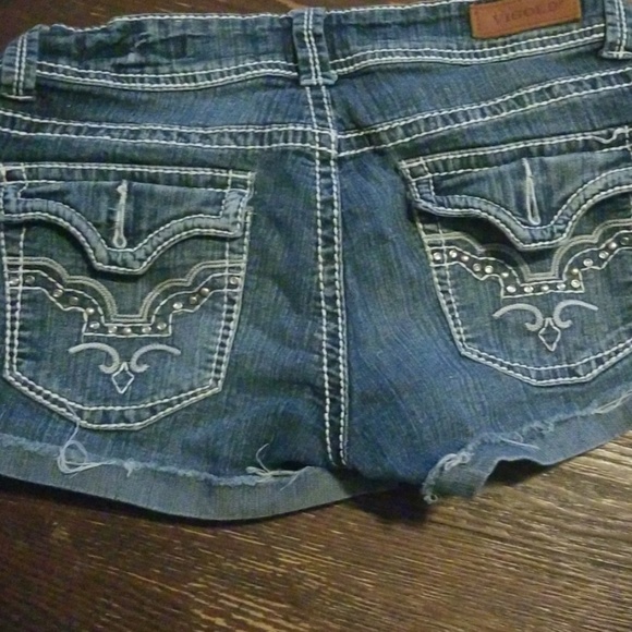 Jean shorts - Picture 2 of 2